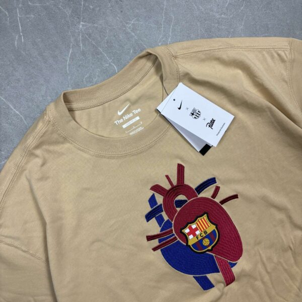 Patta x Barcelona Nike Póló L - Image 3