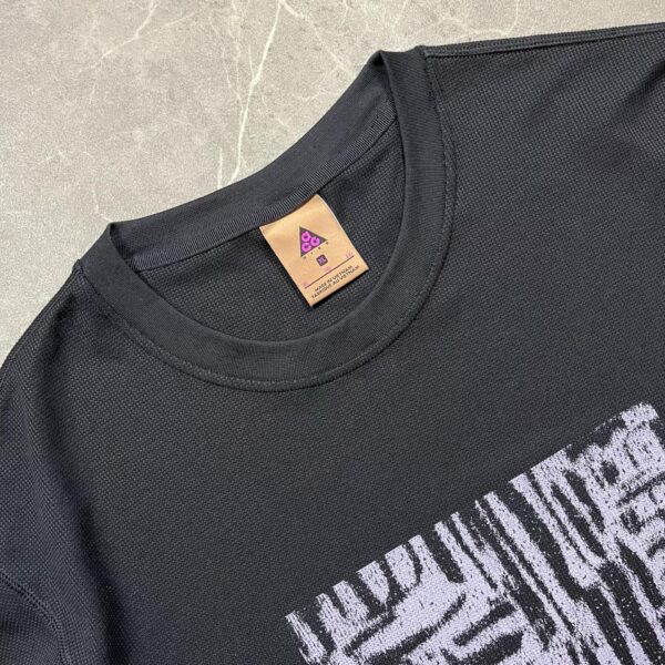 Nike ACG Longsleeve XL - Image 2