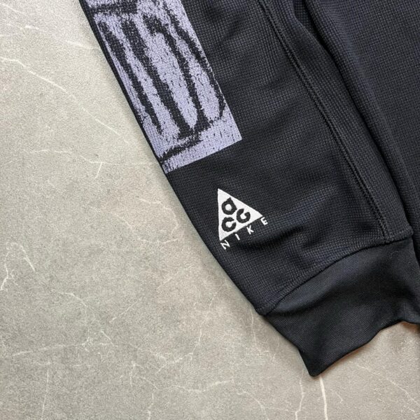 Nike ACG Longsleeve XL - Image 3